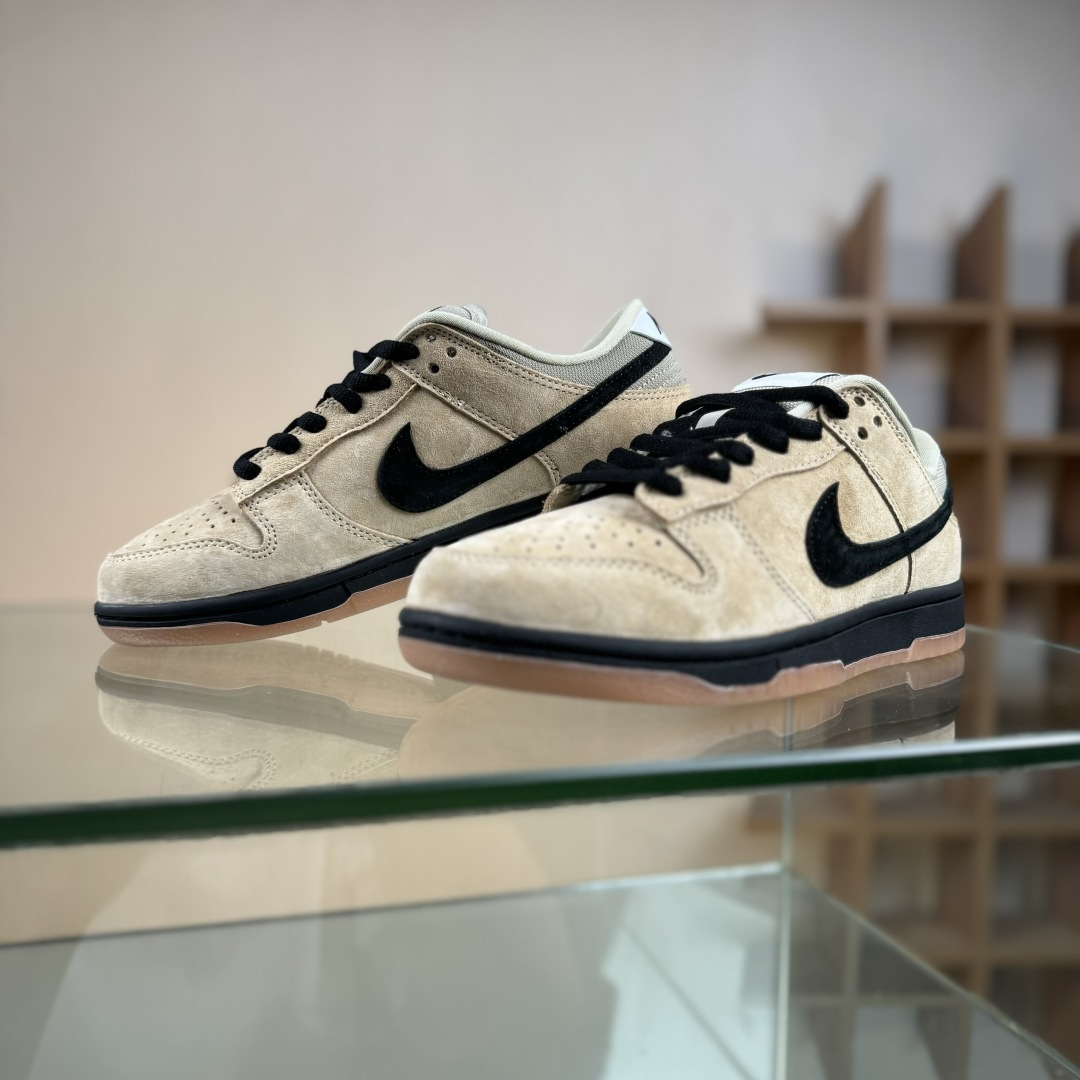 Nike SB Dunk Low 低帮休闲板鞋 HJ0367-200