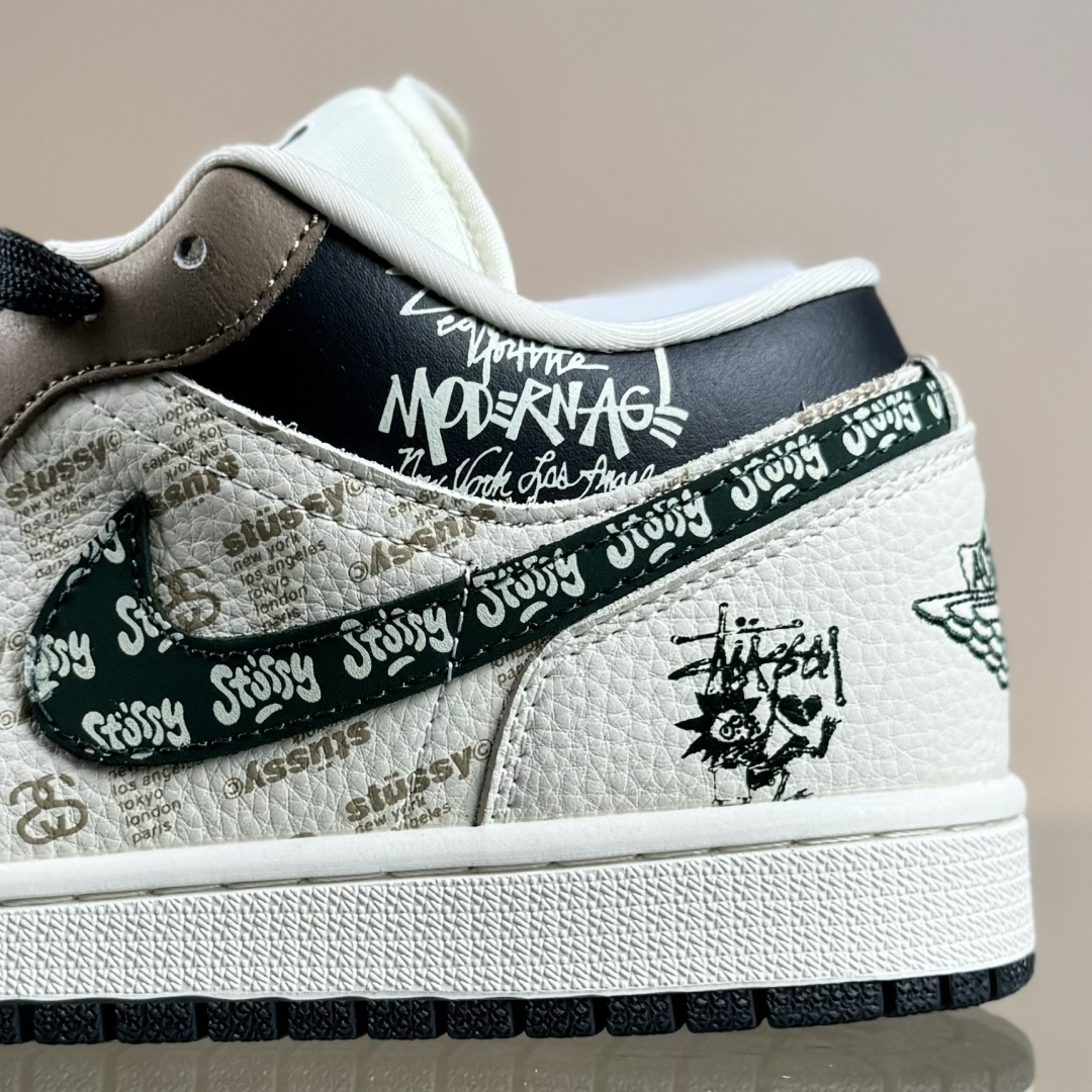 Travis Scott x Fragment Design x Air Jordan 1 低帮文化休闲板鞋 QD1988-007-Top High Quatity Cheap Sneakers Fashion Clothing Clothes Bags handbags Shoes of all Brand wholesale With The best Quality And Beautiful Price from China Factory Chinese suppliers wholesaler seller Travis Scott x Fragment Design x Air Jordan 1 低帮文化休闲板鞋 QD1988-007