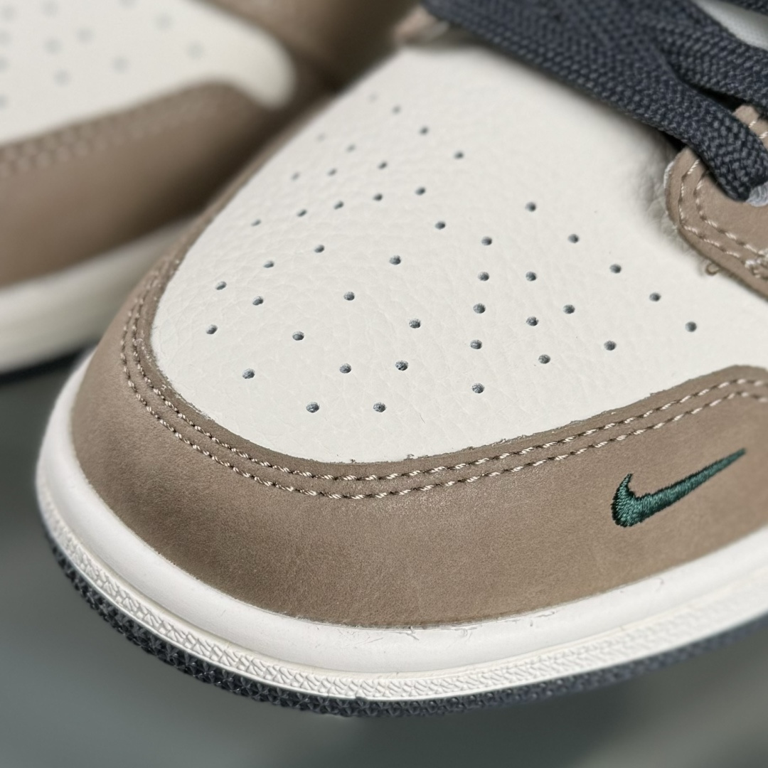 Travis Scott x Fragment Design x Air Jordan 1 低帮文化休闲板鞋 QD1988-007-Top High Quatity Cheap Sneakers Fashion Clothing Clothes Bags handbags Shoes of all Brand wholesale With The best Quality And Beautiful Price from China Factory Chinese suppliers wholesaler seller Travis Scott x Fragment Design x Air Jordan 1 低帮文化休闲板鞋 QD1988-007