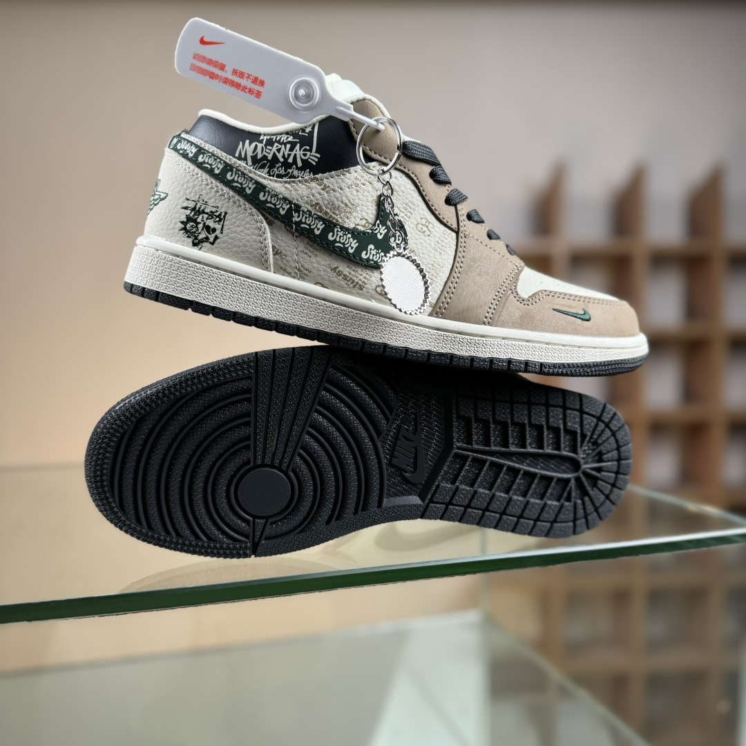 Travis Scott x Fragment Design x Air Jordan 1 低帮文化休闲板鞋 QD1988-007-Top High Quatity Cheap Sneakers Fashion Clothing Clothes Bags handbags Shoes of all Brand wholesale With The best Quality And Beautiful Price from China Factory Chinese suppliers wholesaler seller Travis Scott x Fragment Design x Air Jordan 1 低帮文化休闲板鞋 QD1988-007