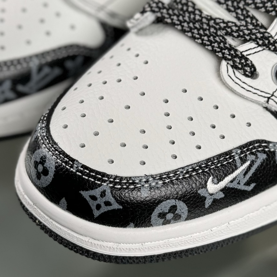 Travis Scott x Nike Air Jordan 1 Low x Louis Vuitton Air Jordan 1 Low 反转黑白小勾满天星倒钩 DZ5899-031-Top High Quatity Cheap Sneakers Fashion Clothing Clothes Bags handbags Shoes of all Brand wholesale With The best Quality And Beautiful Price from China Factory Chinese suppliers wholesaler seller Travis Scott x Nike Air Jordan 1 Low x Louis Vuitton Air Jordan 1 Low 反转黑白小勾满天星倒钩 DZ5899-031