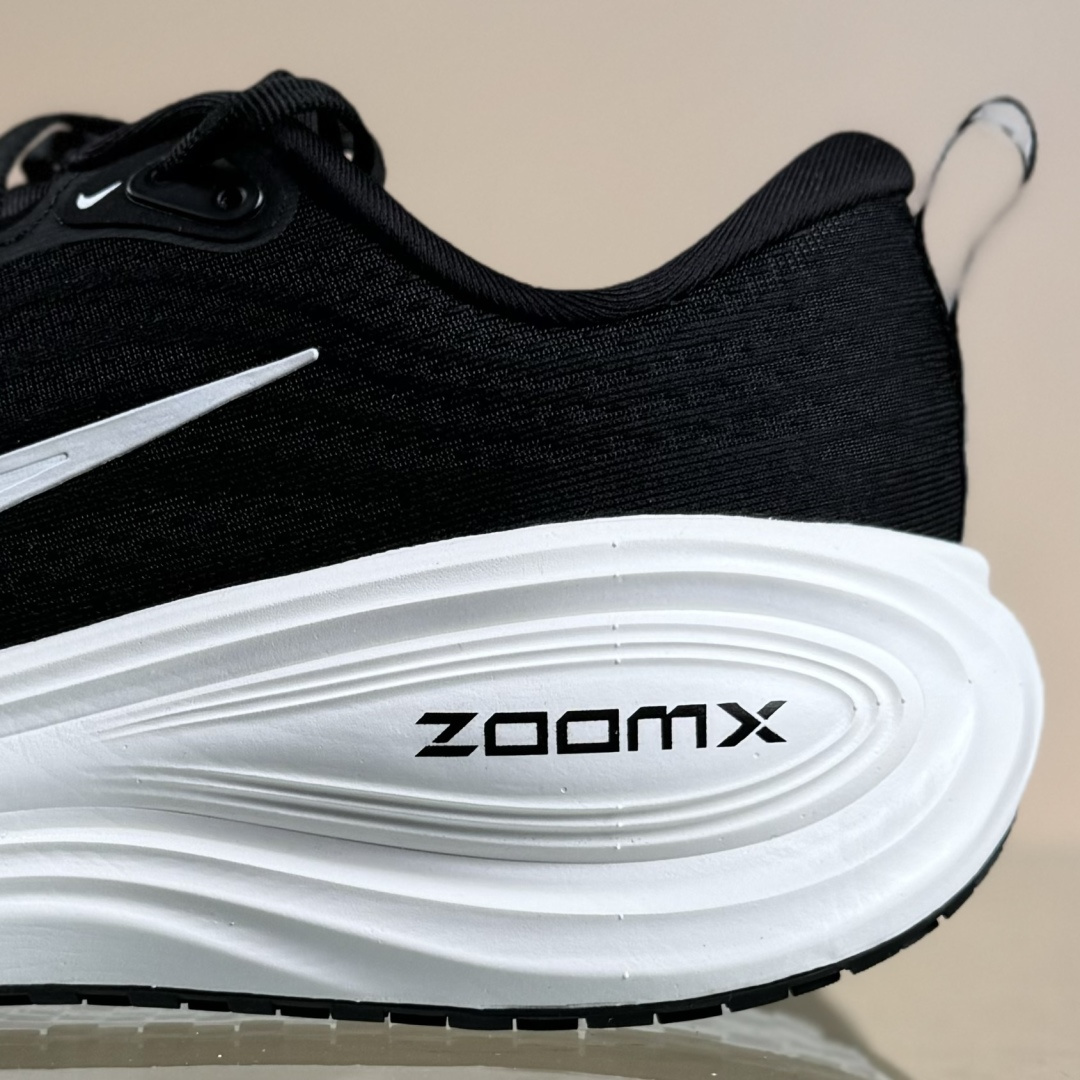 J版 Nike Air Zoom Vomero Plus 耐克网面厚底气垫跑鞋 HV8150-002-Top High Quatity Cheap Sneakers Fashion Clothing Clothes Bags handbags Shoes of all Brand wholesale With The best Quality And Beautiful Price from China Factory Chinese suppliers wholesaler seller J版 Nike Air Zoom Vomero Plus 耐克网面厚底气垫跑鞋 HV8150-002