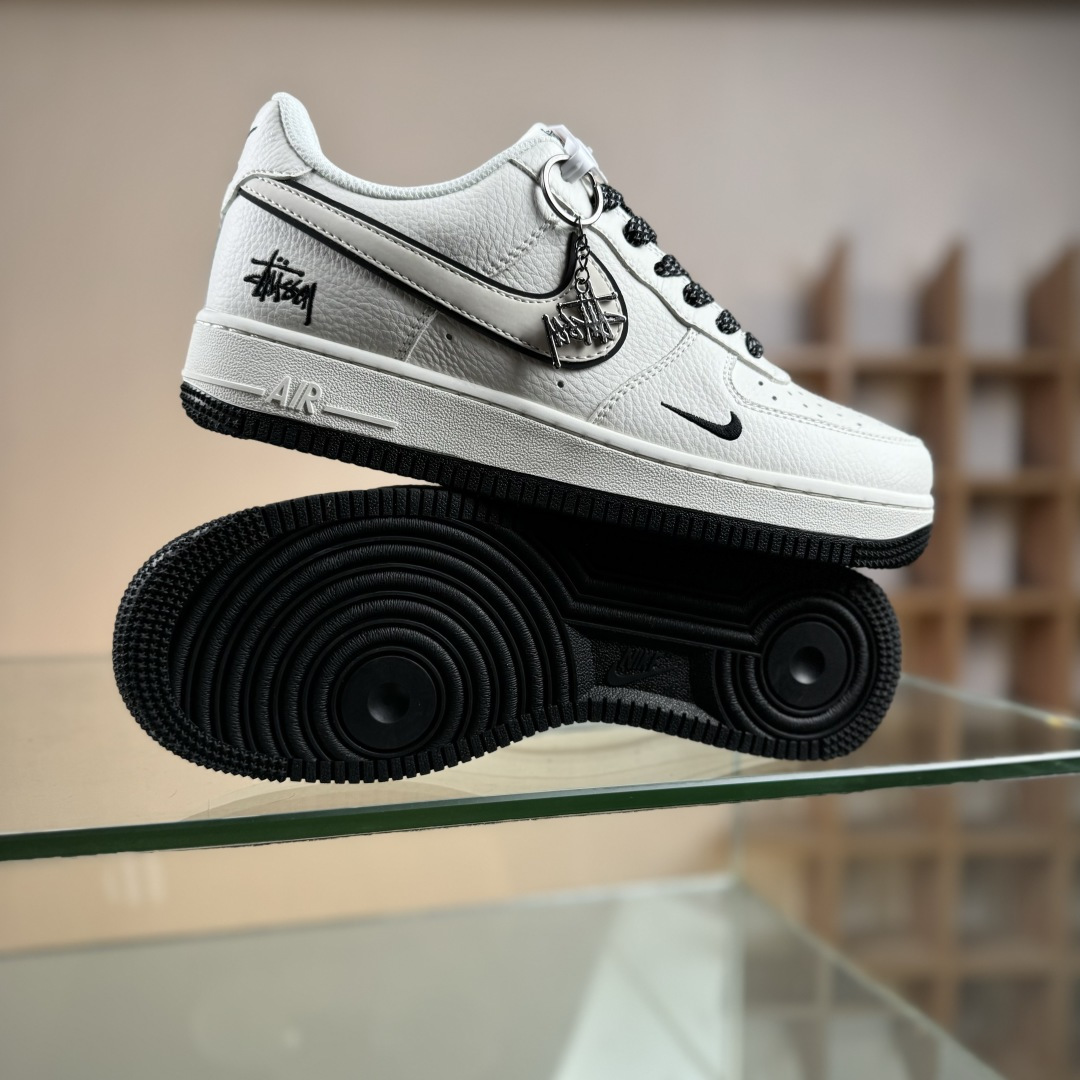 260 Nike Air Force 1 Low 07 x Stussy 白黑小勾满天星 CS5288-046