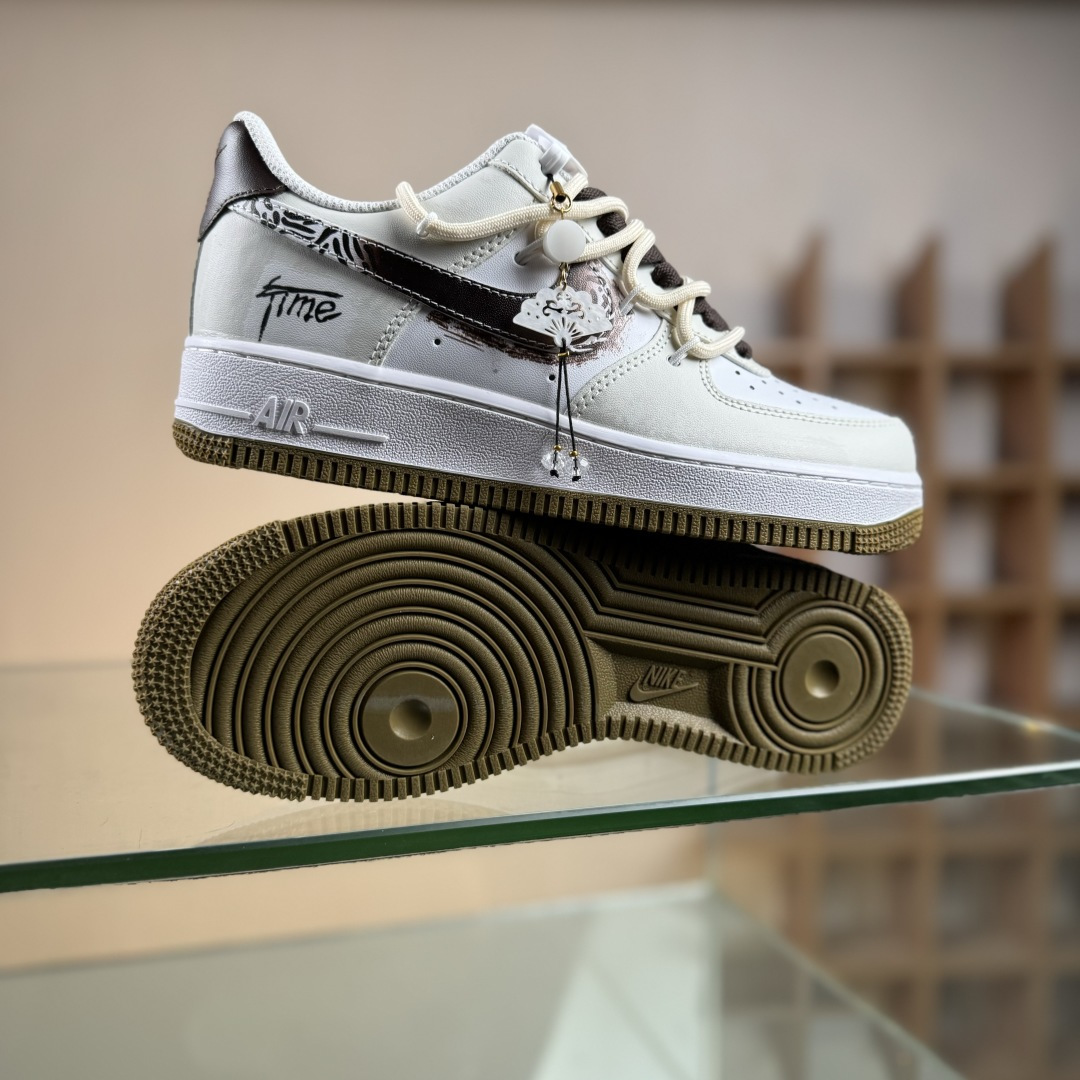 Nike Air Force 1'07 Low 新中式国风 空军一号低帮休闲板鞋 ZH0316-094 Nike Air Force 1'07 Low 新中式国风 空军一号低帮休闲板鞋 ZH0316-094