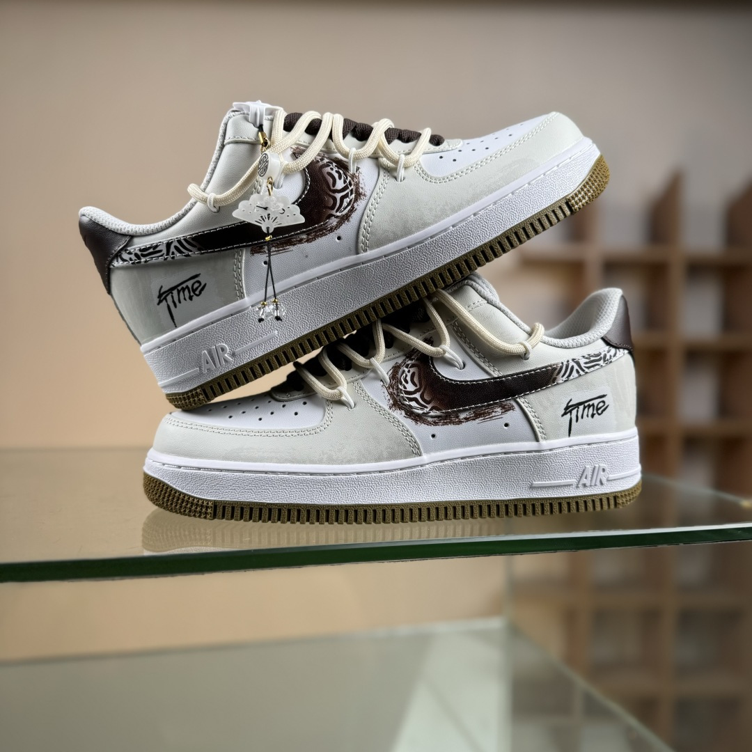 Nike Air Force 1'07 Low 新中式国风 空军一号低帮休闲板鞋 ZH0316-094 Nike Air Force 1'07 Low 新中式国风 空军一号低帮休闲板鞋 ZH0316-094