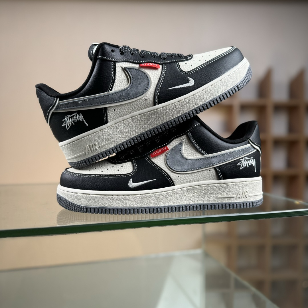 Nike Air Force 1'07 Low 斯图西联名 米灰黑织标 空军一号低帮休闲板鞋 DF0188-102-Top High Quatity Cheap Sneakers Fashion Clothing Clothes Bags handbags Shoes of all Brand wholesale With The best Quality And Beautiful Price from China Factory Chinese suppliers wholesaler seller Nike Air Force 1'07 Low 斯图西联名 米灰黑织标 空军一号低帮休闲板鞋 DF0188-102