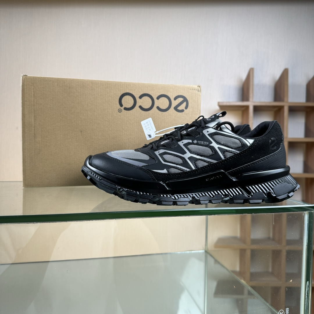 280 ECCO爱步首款户外防水男款运动鞋 透气休闲防滑跑步鞋