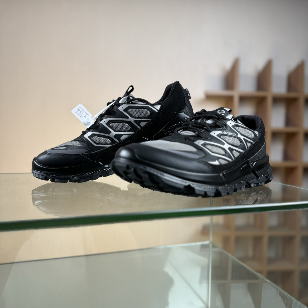 280 ECCO爱步首款户外防水男款运动鞋 透气休闲防滑跑步鞋