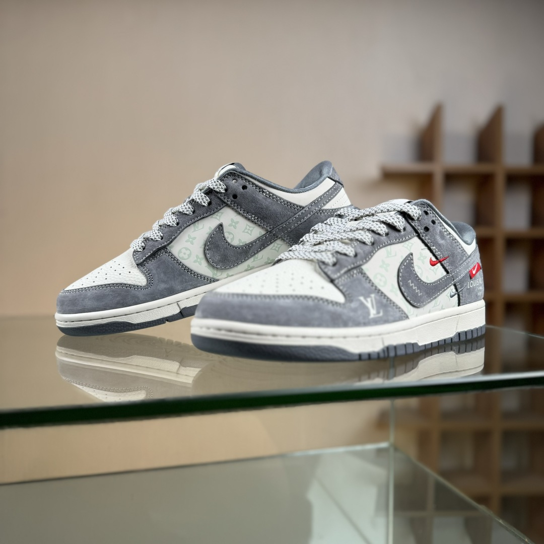 Nike SB Dunk Low 联名 灰猪八红标 周年高端定制 低帮休闲板鞋 CX5050-Y13-Top High Quatity Cheap Sneakers Fashion Clothing Clothes Bags handbags Shoes of all Brand wholesale With The best Quality And Beautiful Price from China Factory Chinese suppliers wholesaler seller Nike SB Dunk Low 联名 灰猪八红标 周年高端定制 低帮休闲板鞋 CX5050-Y13