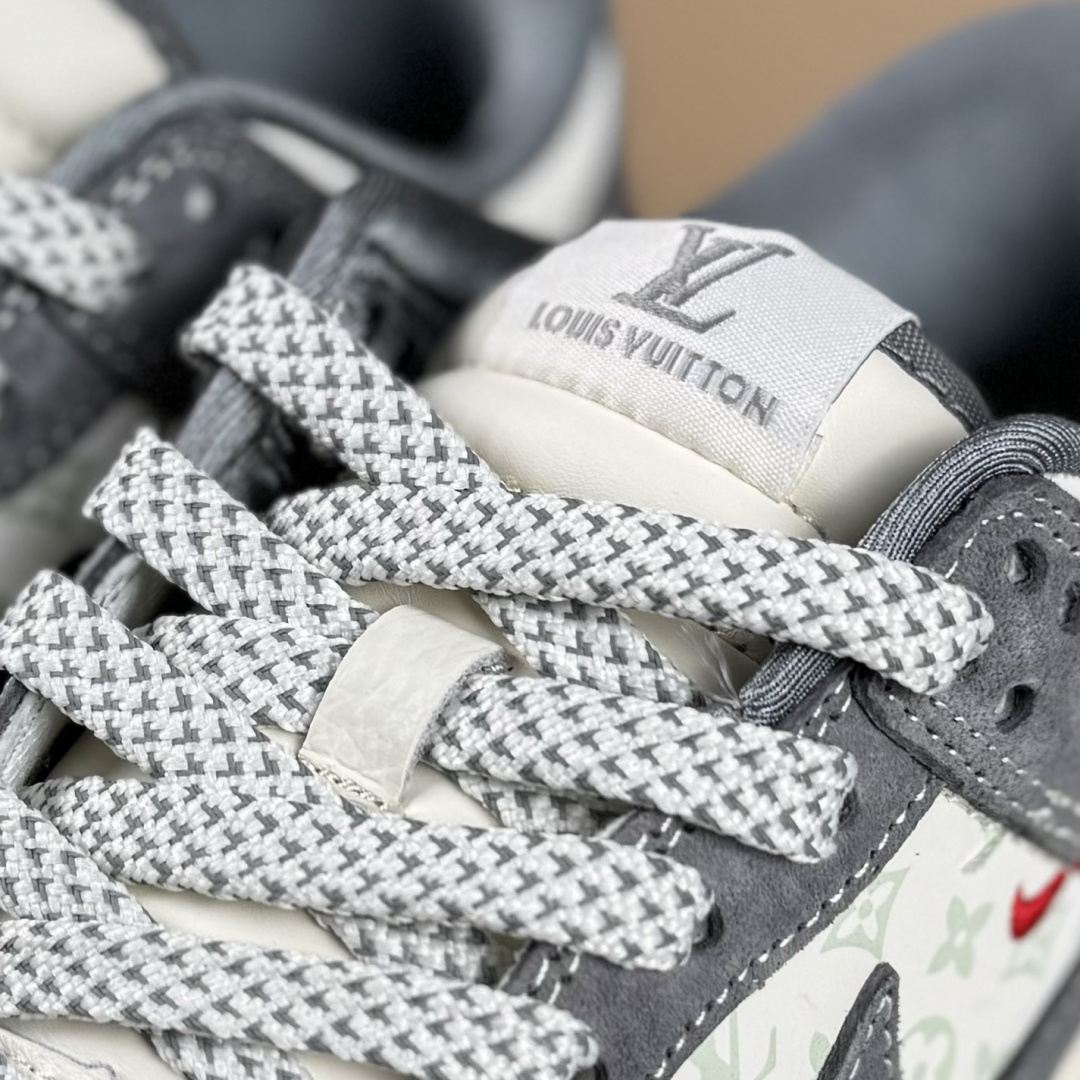 Nike SB Dunk Low 联名 灰猪八红标 周年高端定制 低帮休闲板鞋 CX5050-Y13-Top High Quatity Cheap Sneakers Fashion Clothing Clothes Bags handbags Shoes of all Brand wholesale With The best Quality And Beautiful Price from China Factory Chinese suppliers wholesaler seller Nike SB Dunk Low 联名 灰猪八红标 周年高端定制 低帮休闲板鞋 CX5050-Y13