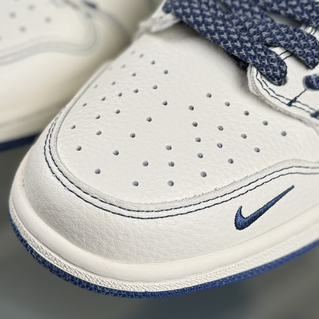 Travis Scott x Fragment Design x Jordan Air Jordan 1 Low SP “路易威登联名------水洗牛仔蓝印花” 高端定制 倒钩三方联名低帮篮球鞋 XD1979-002 Travis Scott x Fragment Design x Jordan Air Jordan 1 Low SP “路易威登联名------水洗牛仔蓝印花” 高端定制 倒钩三方联名低帮篮球鞋 XD1979-002