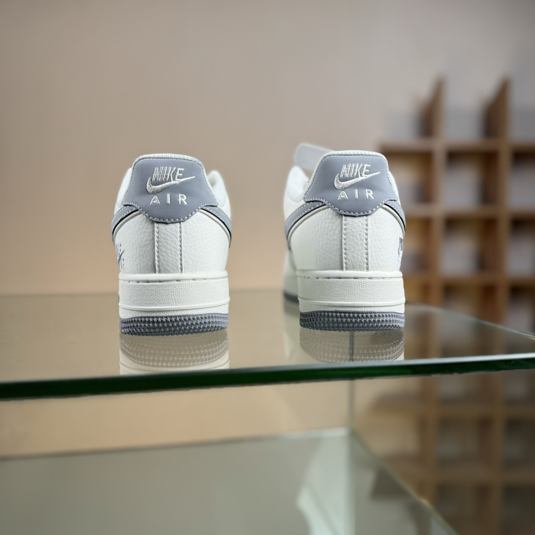 260 Nike Air Force 1'07 Low 耐克灰标 空军一号低帮休闲板鞋 CS5288-041