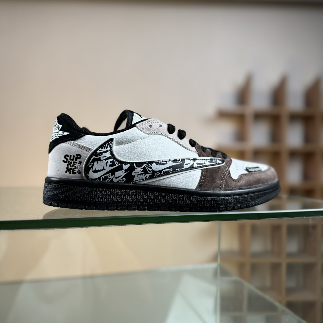 Travis Scott x Nike Air Jordan 1 Low x Supreme Air Jordan 1 Low 反转棕白倒钩 DZ5899-032 Travis Scott x Nike Air Jordan 1 Low x Supreme Air Jordan 1 Low 反转棕白倒钩 DZ5899-032