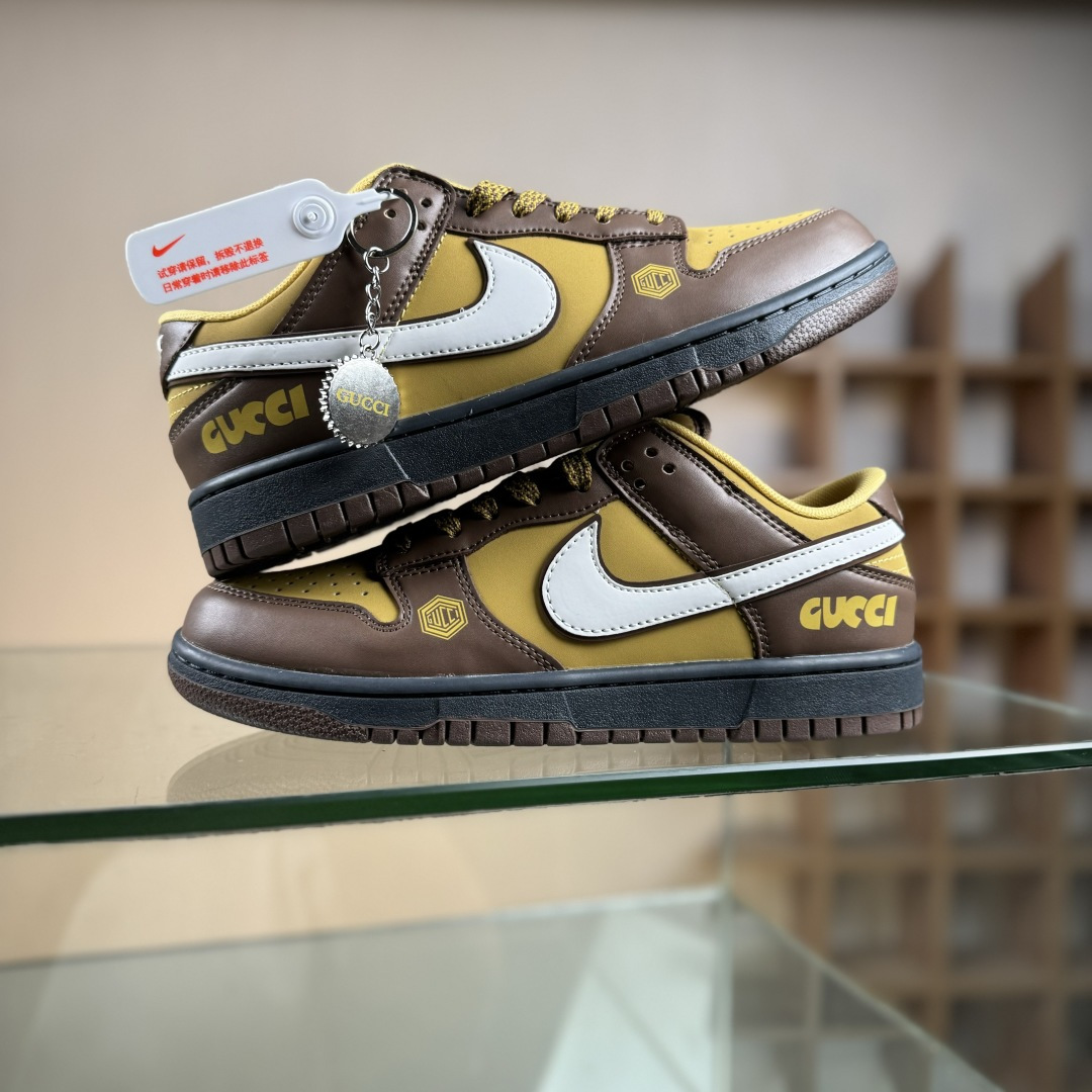 Nike SB Dunk Low x GUCCI 棕黄满天星 DJ1988-001-Top High Quatity Cheap Sneakers Fashion Clothing Clothes Bags handbags Shoes of all Brand wholesale With The best Quality And Beautiful Price from China Factory Chinese suppliers wholesaler seller Nike SB Dunk Low x GUCCI 棕黄满天星 DJ1988-001