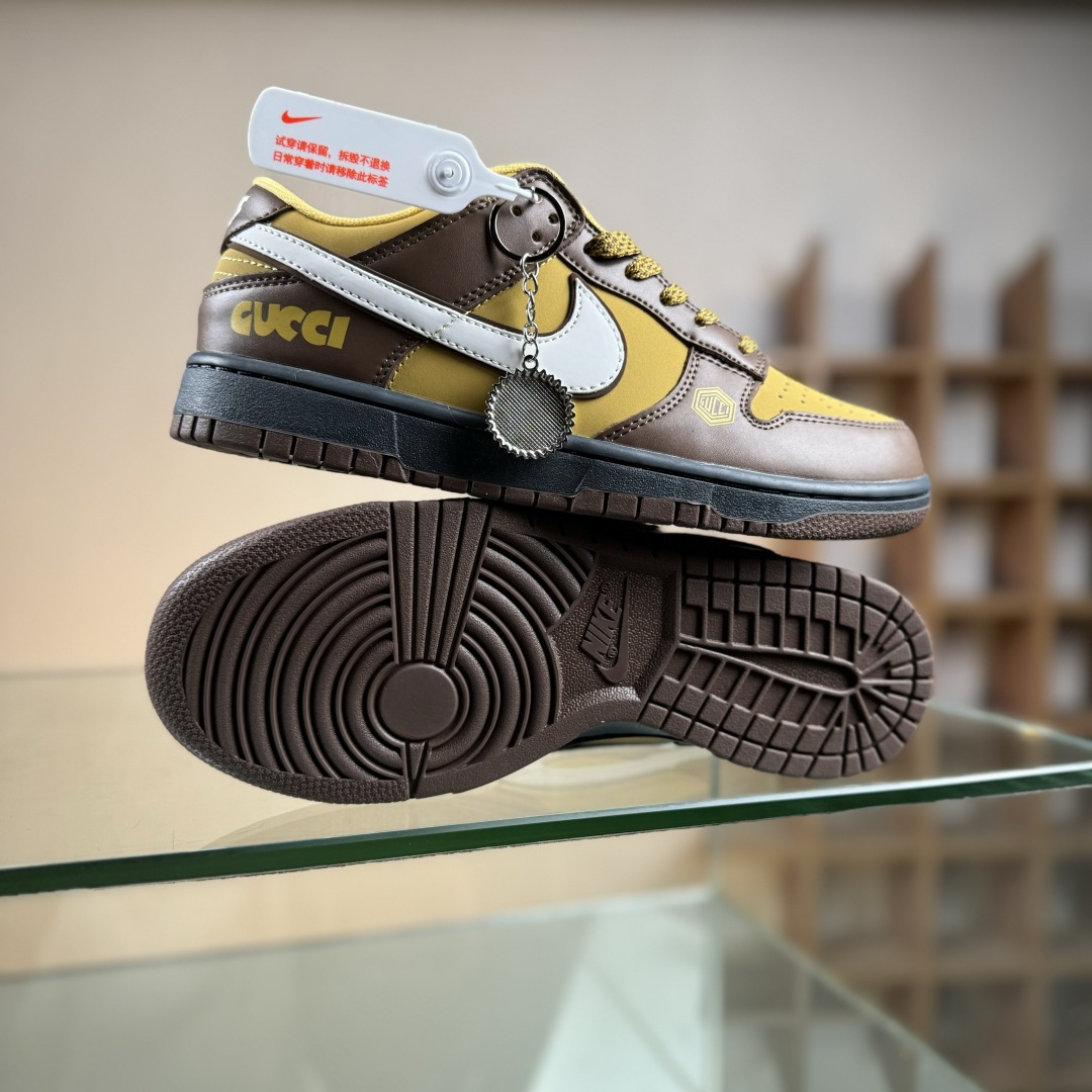 Nike SB Dunk Low x GUCCI 棕黄满天星 DJ1988-001-Top High Quatity Cheap Sneakers Fashion Clothing Clothes Bags handbags Shoes of all Brand wholesale With The best Quality And Beautiful Price from China Factory Chinese suppliers wholesaler seller Nike SB Dunk Low x GUCCI 棕黄满天星 DJ1988-001