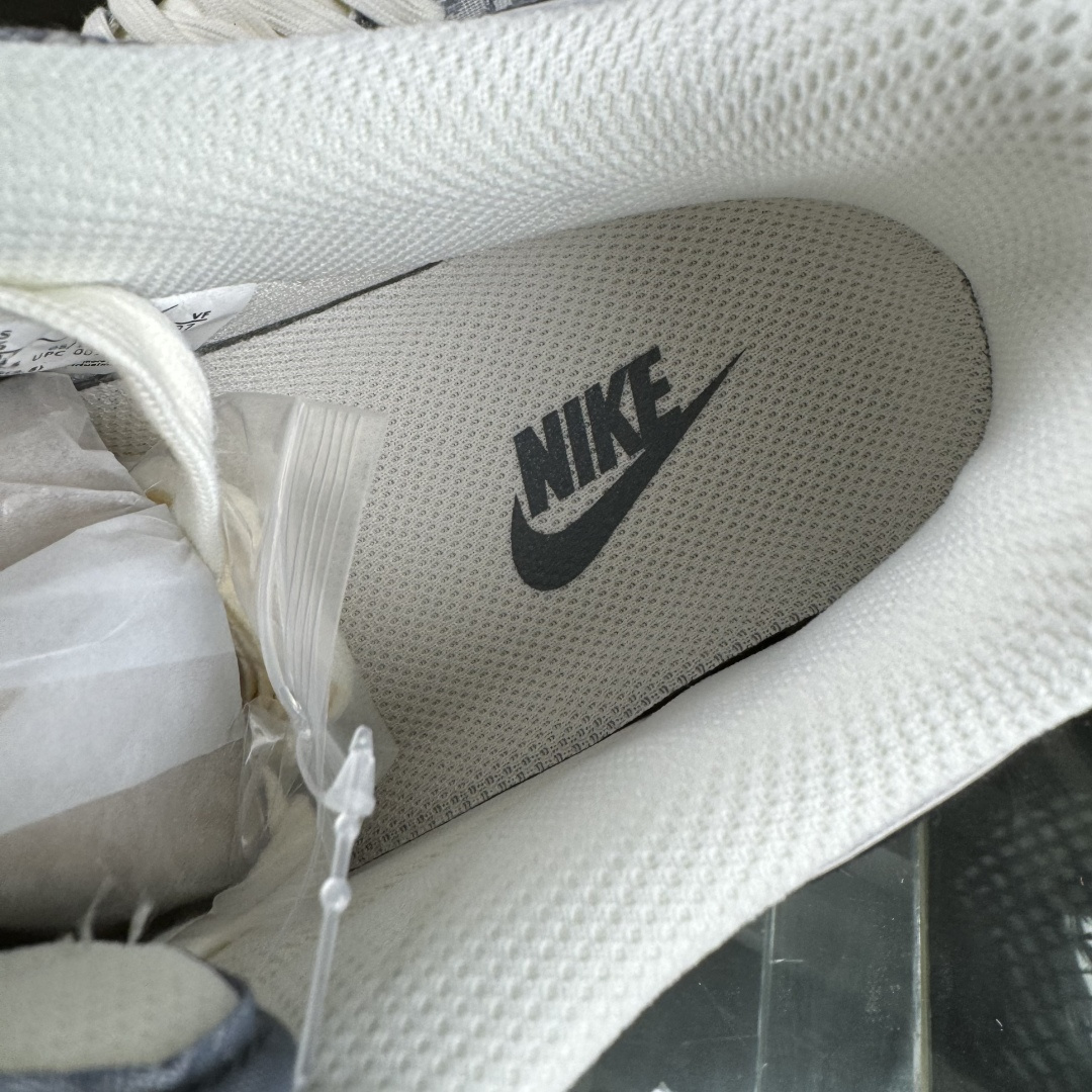 Nike Air Force 1'07 Low 迪奥联名 花纹米灰红 空军一号低帮休闲板鞋 MZ9588-807