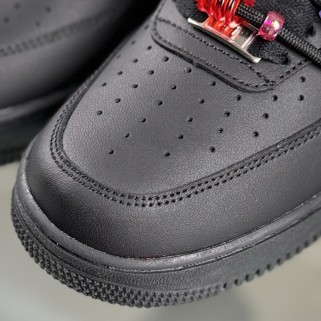 Nike Air Force 1'07 Low 空军一号低帮休闲板鞋 FQ5296-101 Nike Air Force 1'07 Low 空军一号低帮休闲板鞋 FQ5296-101