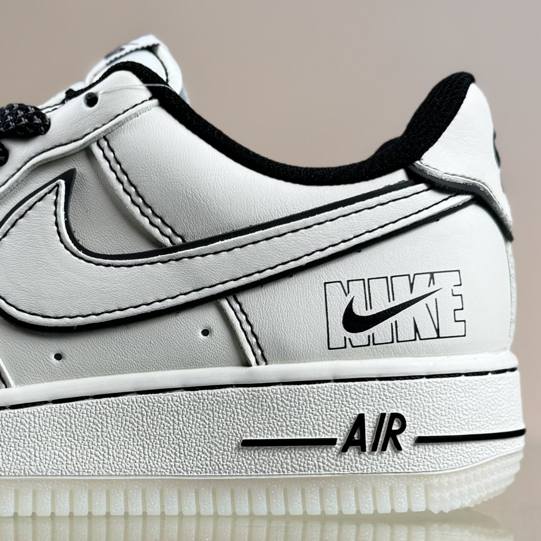 Nike Air Force 1'07 Low 米黑兔八哥水晶底 空军一号低帮休闲板鞋 SM6668-115 Nike Air Force 1'07 Low 米黑兔八哥水晶底 空军一号低帮休闲板鞋 SM6668-115
