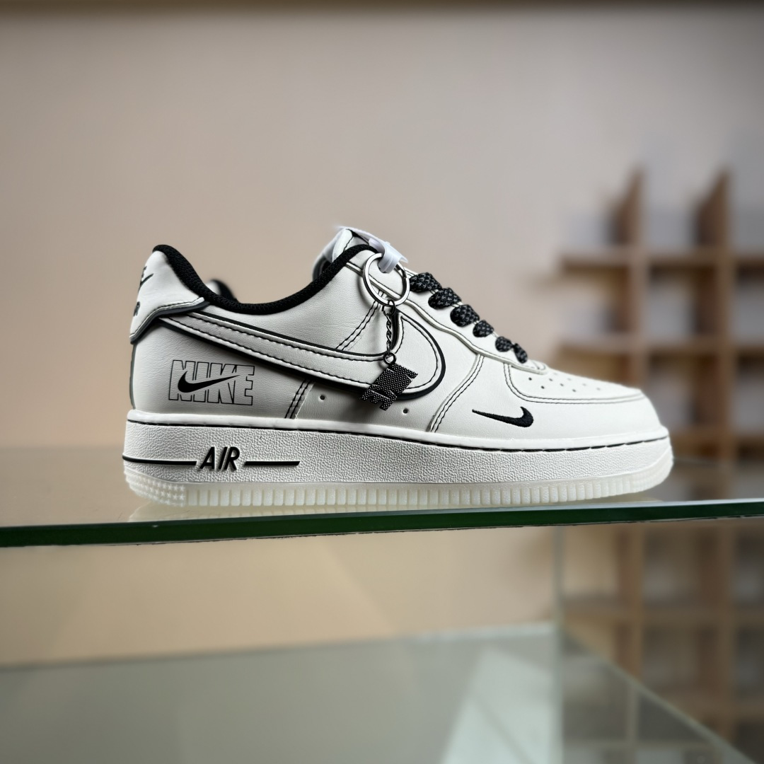 Nike Air Force 1’07 Low 米黑兔八哥水晶底 空军一号低帮休闲板鞋 SM6668-115 Nike Air Force 1’07 Low 米黑兔八哥水晶底 空军一号低帮休闲板鞋 SM6668-115