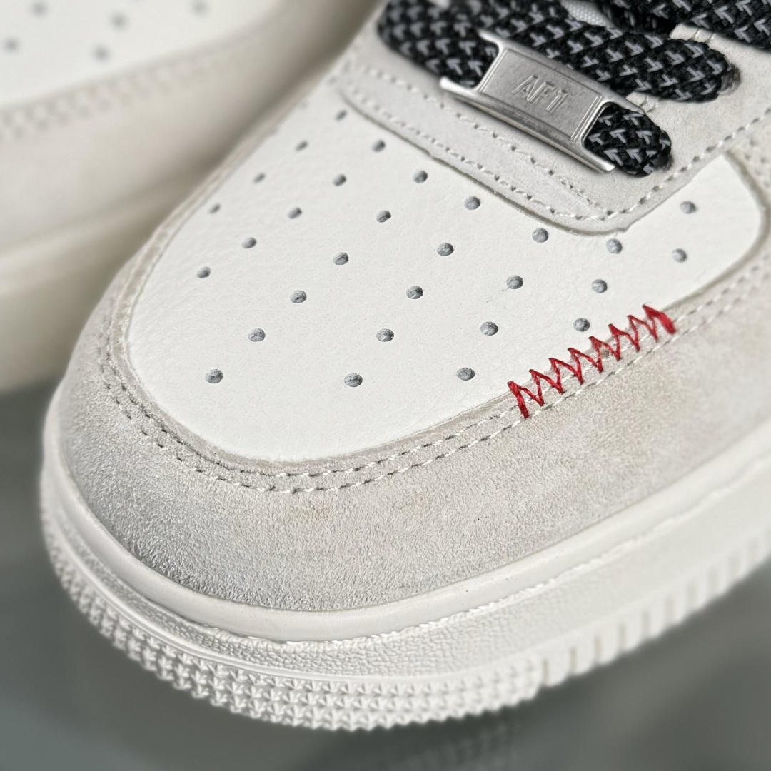 Nike Air Force 1'07 Low 李维斯联名 米灰黑织标 空军一号低帮休闲板鞋 MZ9588-800