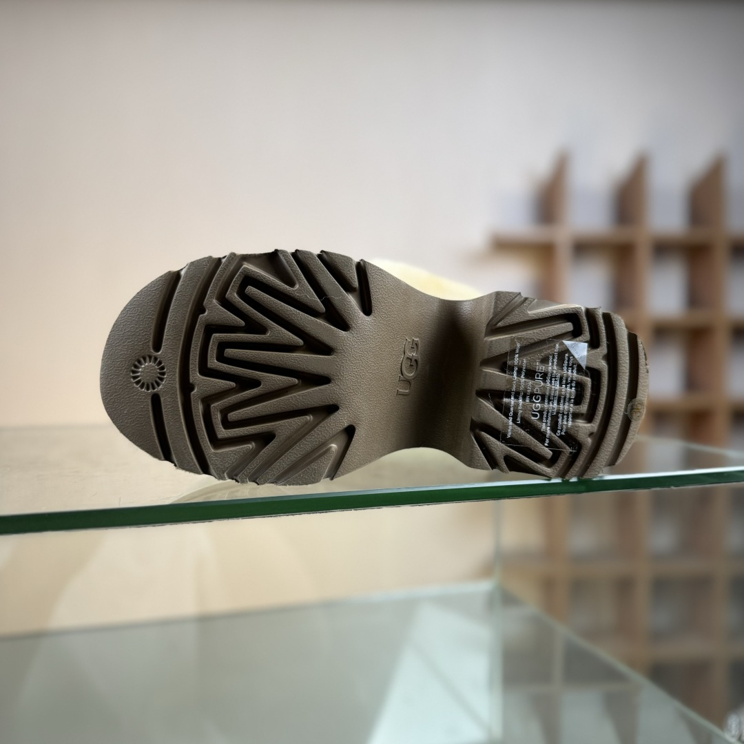 350 25新款UGG 埃斯米 6cm增高 牛剖层革 时尚舒适 及踝 雪地靴