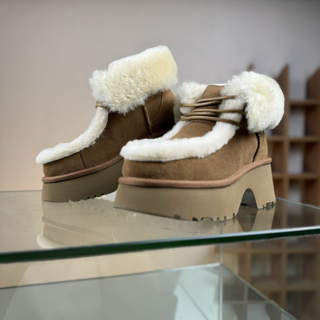 350 25新款UGG 埃斯米 6cm增高 牛剖层革 时尚舒适 及踝 雪地靴
