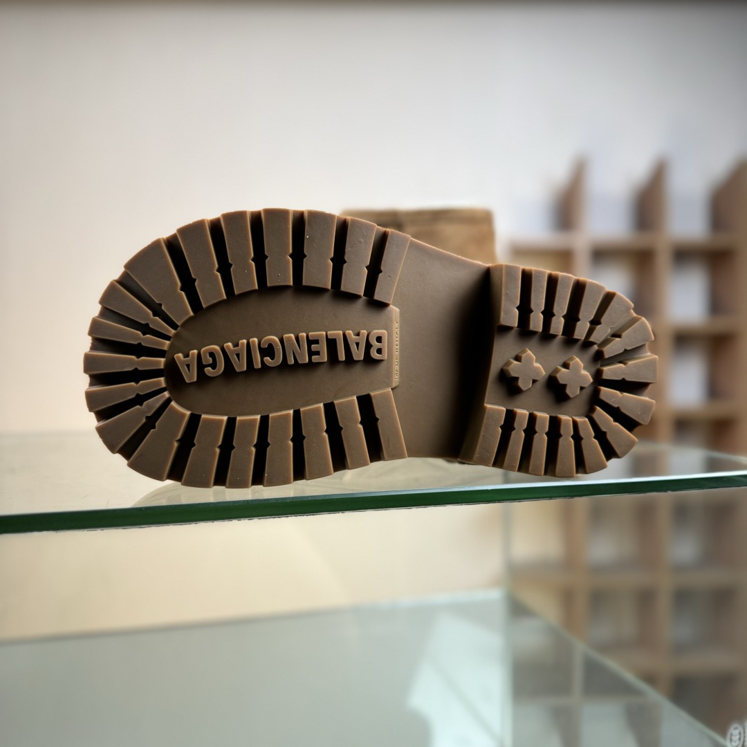 600 Balenciage 巴黎世家 FW24 SKIWEAR滑雪鞋系列