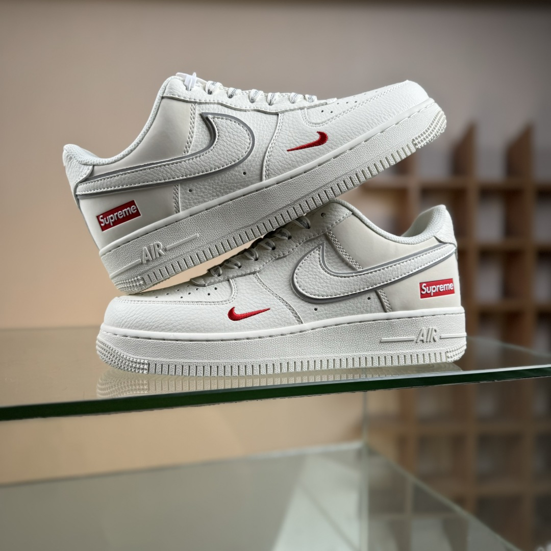Nike Air Force 1'07 Low Supreme联名 米白小红勾 空军一号低帮休闲板鞋 CS5288-052