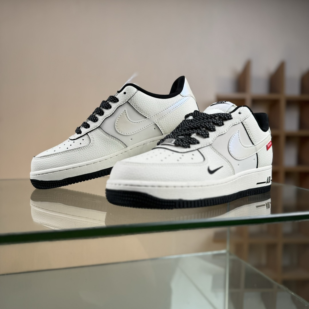 Nike Air Force 1'07 Low Supreme联名 米黑边 空军一号低帮休闲板鞋 XX3168-220-Top High Quatity Cheap Sneakers Fashion Clothing Clothes Bags handbags Shoes of all Brand wholesale With The best Quality And Beautiful Price from China Factory Chinese suppliers wholesaler seller Nike Air Force 1'07 Low Supreme联名 米黑边 空军一号低帮休闲板鞋 XX3168-220