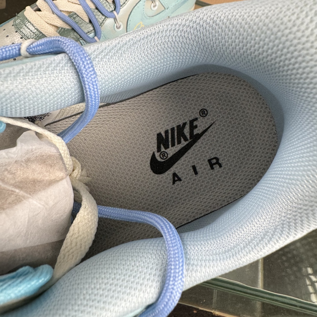 Nike Air Force 1'07 Low 手绘涂鸦 青空花屿 空军一号低帮休闲板鞋 KS6968-777