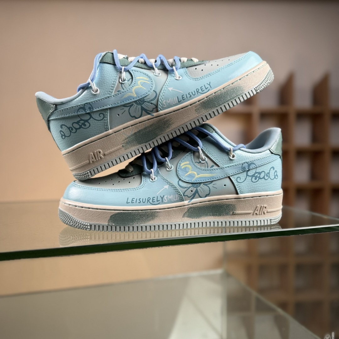 Nike Air Force 1'07 Low 手绘涂鸦 青空花屿 空军一号低帮休闲板鞋 KS6968-777