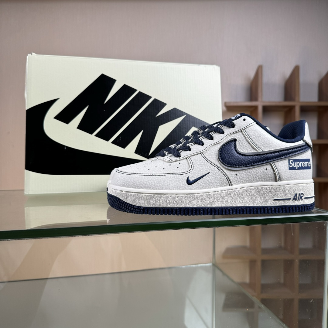 Nike Air Force 1'07 Low Supreme联名 午夜蓝 空军一号低帮休闲板鞋 DD1982-319-莆田鞋,莆田鞋货源,高仿鞋,高仿鞋货源,安福档口,莆田高仿鞋,莆田鞋批发,高仿鞋批发,莆田高仿运动鞋,高仿运动鞋,莆田运动鞋 Nike Air Force 1'07 Low Supreme联名 午夜蓝 空军一号低帮休闲板鞋 DD1982-319