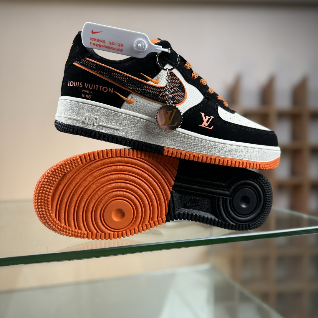 Nike Air Force 1 Low 07 x Louis Vuitton 黑白双小勾满天星 KJ1688-025