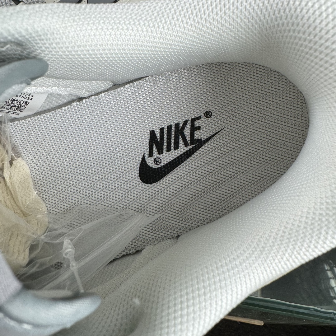 Nike SB Dunk Low x The North Face 白灰小勾满天星 JP1628-024