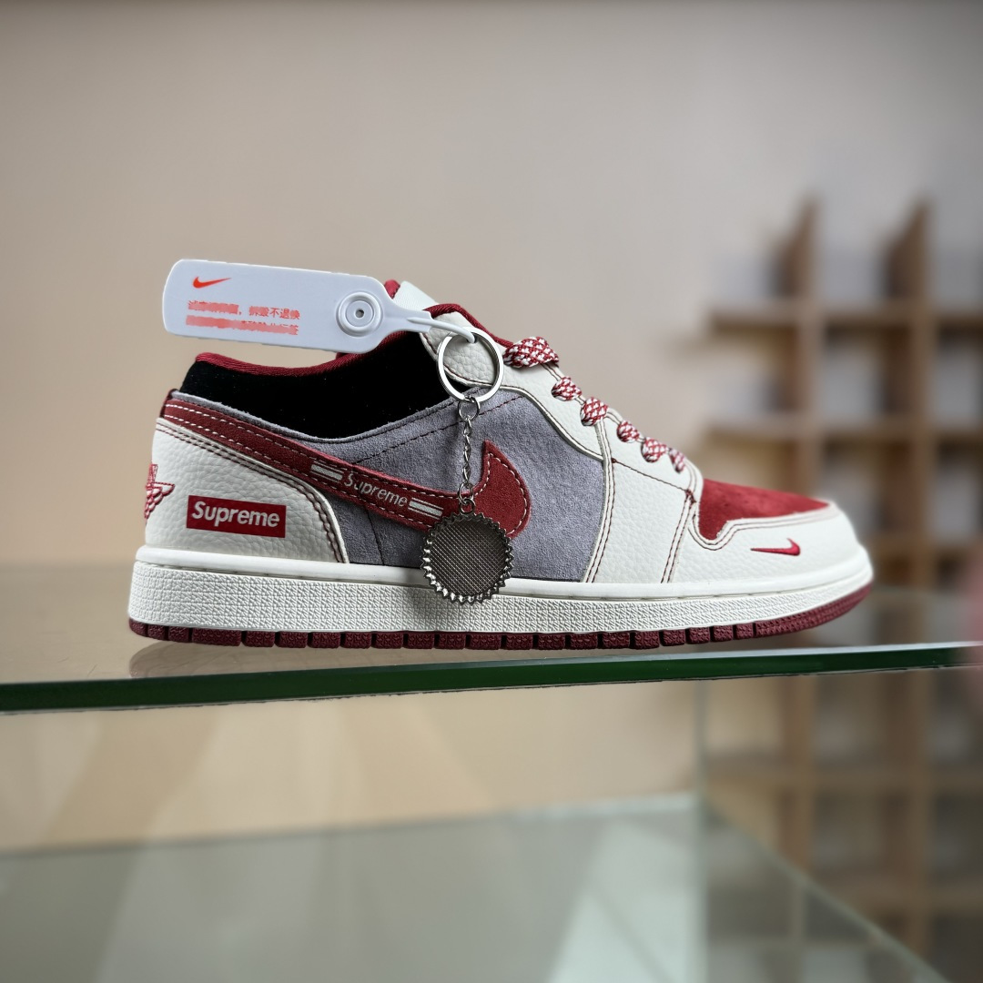 Air Jordan 1 Low AJ1 乔1联名 灰红猪八 高端定制 低帮复古篮球鞋 LD8888-007 Air Jordan 1 Low AJ1 乔1联名 灰红猪八 高端定制 低帮复古篮球鞋 LD8888-007