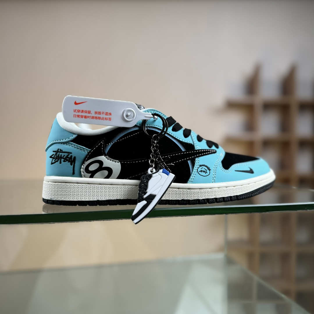 Travis Scott x Fragment Design x Air Jordan 1 Low SP AJ1 乔1UN联名 猪八蓝黑多勾 低帮文化休闲板鞋 DD7866-103 Travis Scott x Fragment Design x Air Jordan 1 Low SP AJ1 乔1UN联名 猪八蓝黑多勾 低帮文化休闲板鞋 DD7866-103