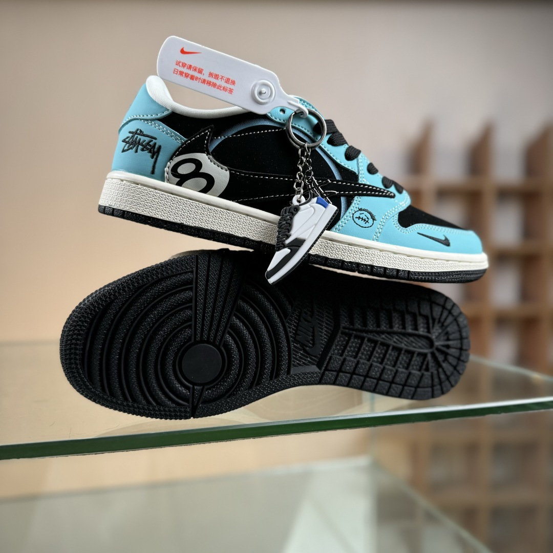 Travis Scott x Fragment Design x Air Jordan 1 Low SP AJ1 乔1UN联名 猪八蓝黑多勾 低帮文化休闲板鞋 DD7866-103 Travis Scott x Fragment Design x Air Jordan 1 Low SP AJ1 乔1UN联名 猪八蓝黑多勾 低帮文化休闲板鞋 DD7866-103