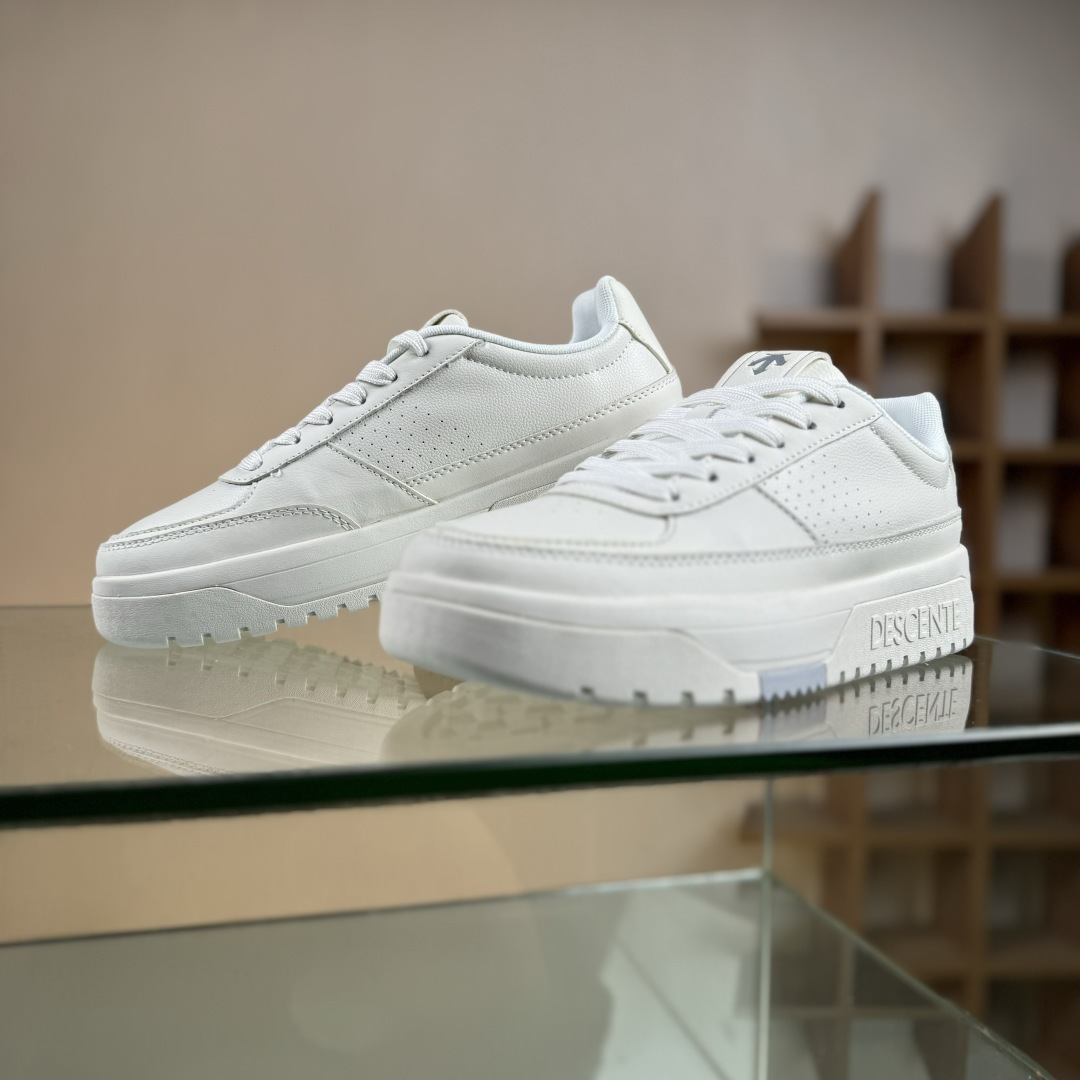 300 迪桑特DE:BOARD 运动舒适 低帮休闲鞋 D4432LSN34