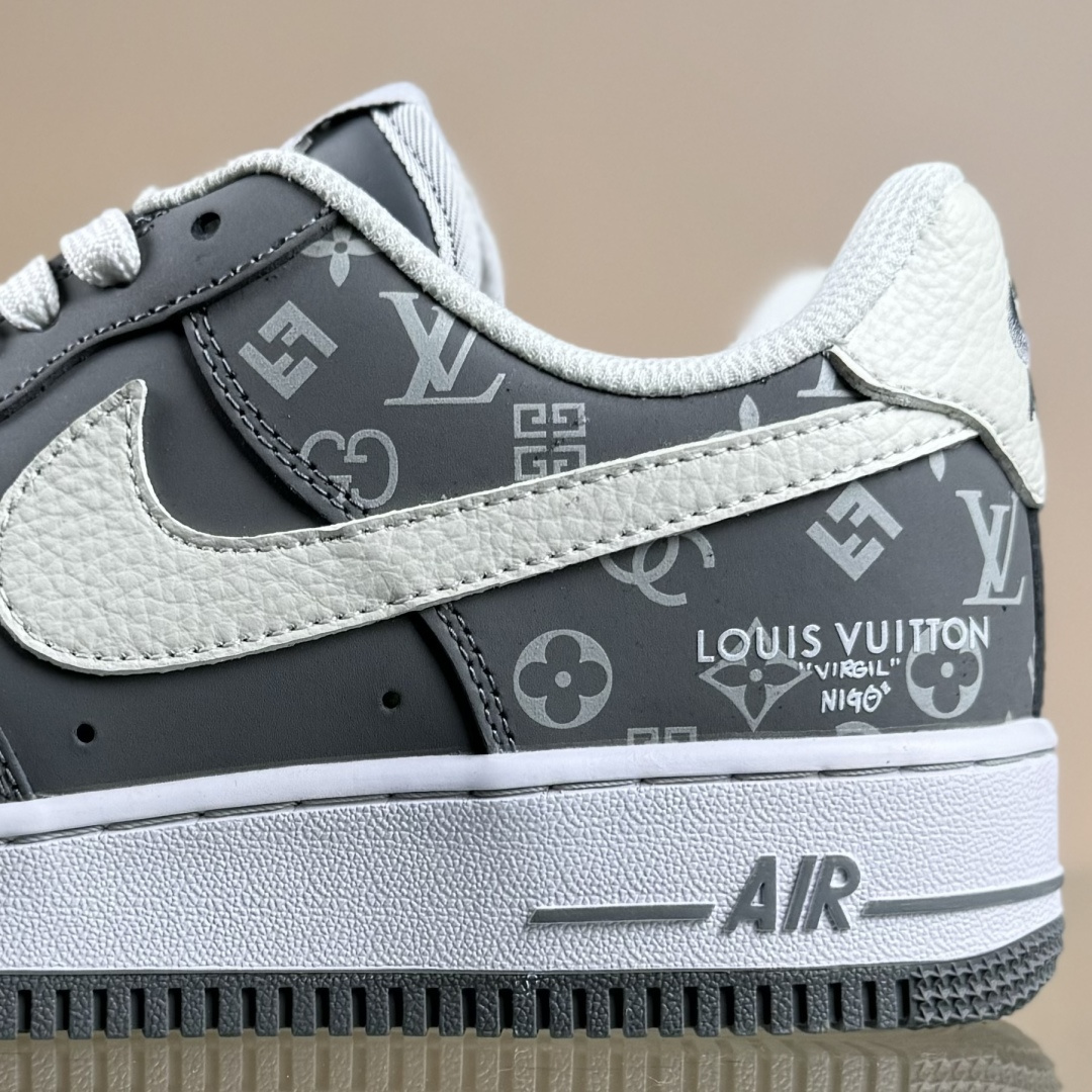 Nike Air Force 1'07 Low 联名 灰白印花 空军一号低帮休闲板鞋 NH0601-575