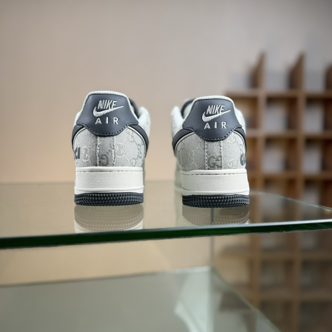 Nike Air Force 1'07 Low 迪奥联名 花纹米灰红 空军一号低帮休闲板鞋 MZ9588-808