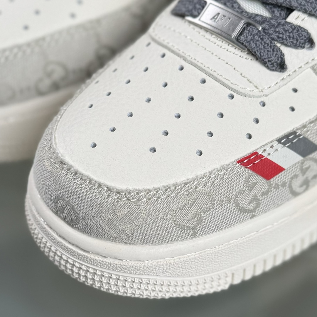 Nike Air Force 1'07 Low 迪奥联名 花纹米灰红 空军一号低帮休闲板鞋 MZ9588-808