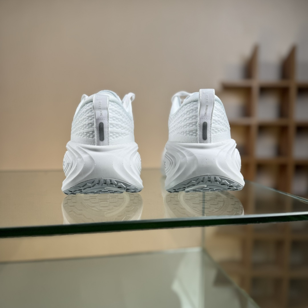 J版 Nike Air Zoom Vomero Plus 耐克网面厚底气垫跑鞋 HV8150-102