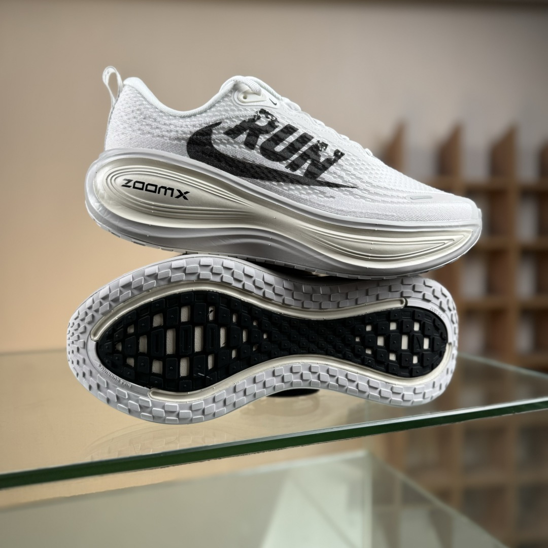 J版 Nike Air Zoom Vomero Plus 耐克网面厚底气垫跑鞋 IH2268-100