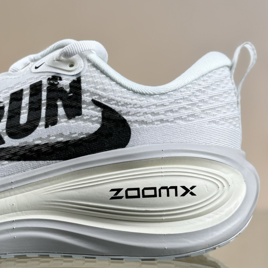 J版 Nike Air Zoom Vomero Plus 耐克网面厚底气垫跑鞋 IH2268-100