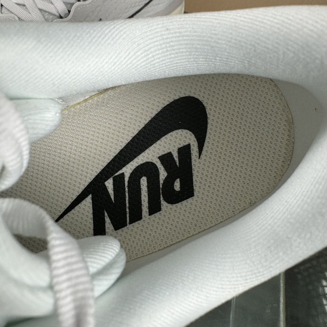 J版 Nike Air Zoom Vomero Plus 耐克网面厚底气垫跑鞋 IH2268-100