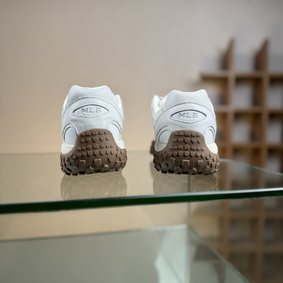 180 NY MLB Trophy Vintage LT 纽约洋基队 休闲运动鞋 3ASXT025N50IVS-Chinese UA Cheap High Quatity Brand Clothes Bags handbags Sneakers wholesale wholesaler seller from China Factory suppliers Fashion Clothing Shoes best Quality Beautiful Price 180 NY MLB Trophy Vintage LT 纽约洋基队 休闲运动鞋 3ASXT025N50IVS