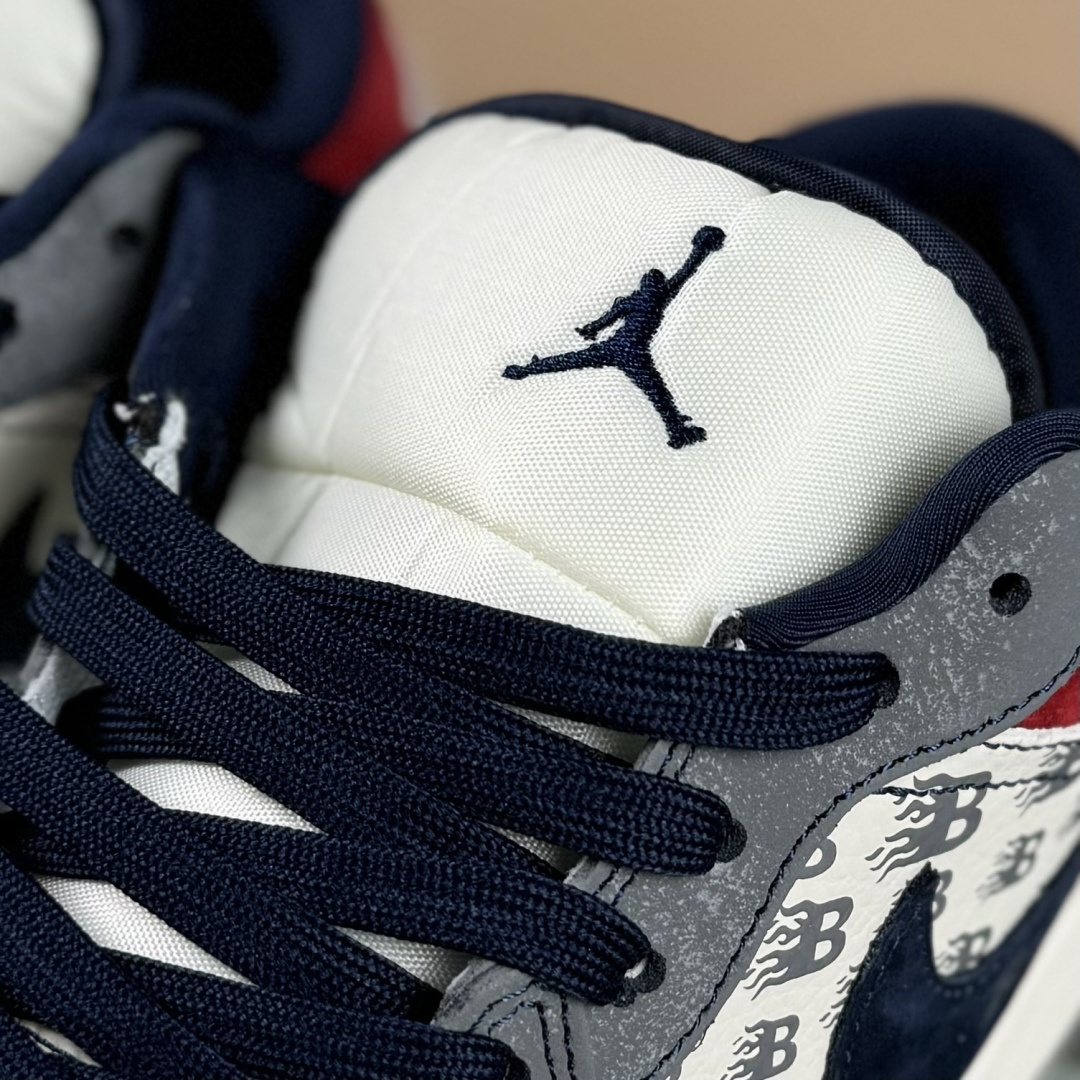 280 Nike Jordan Air Jordan 1 x 巴黎联名 猪八蓝勾乔1休闲低帮 QG1988-008