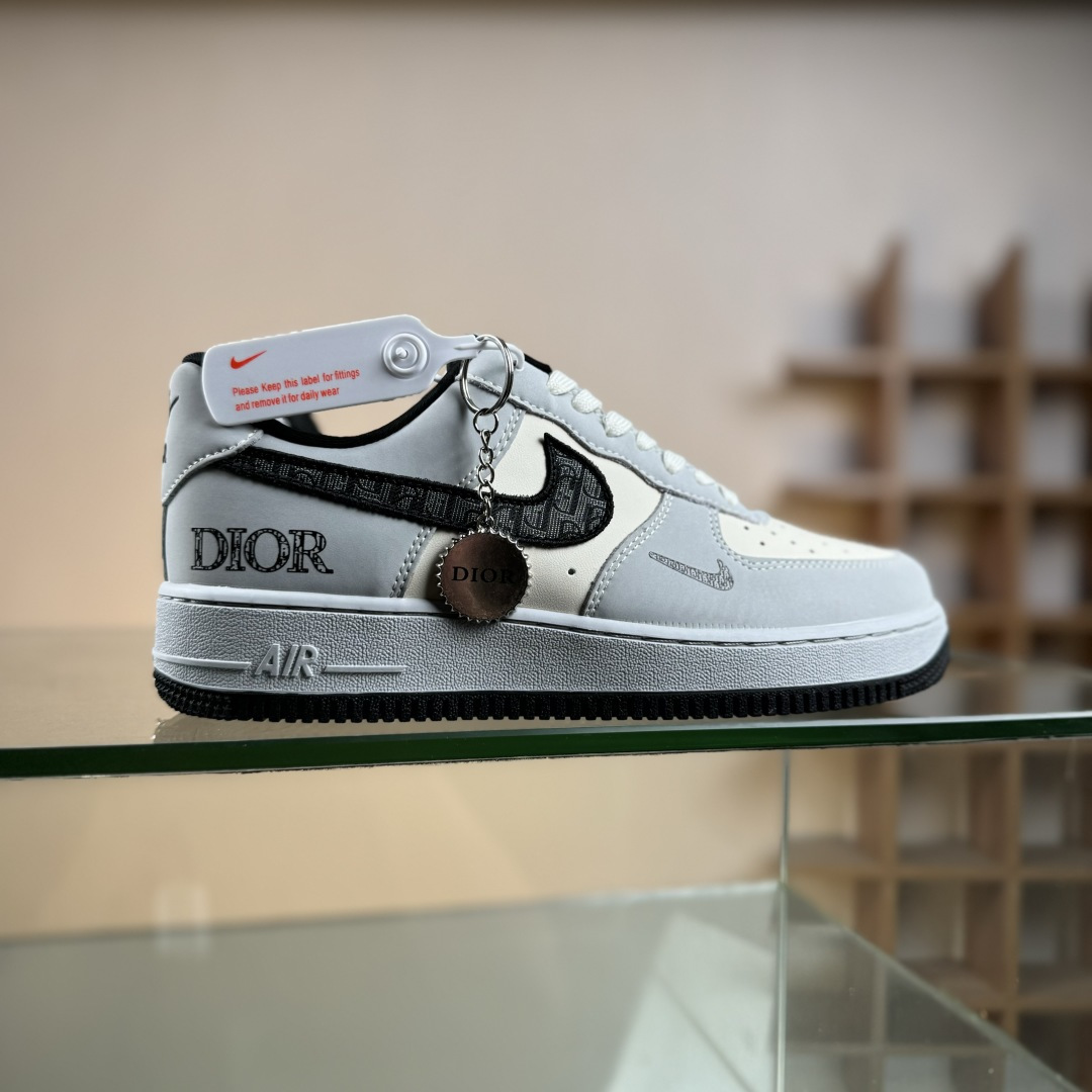 Nike Air Force 1 ’07 Low “迪奥联名——花纹米灰黑”空军一号 高端定制 低帮 运动鞋 BK0188-081
