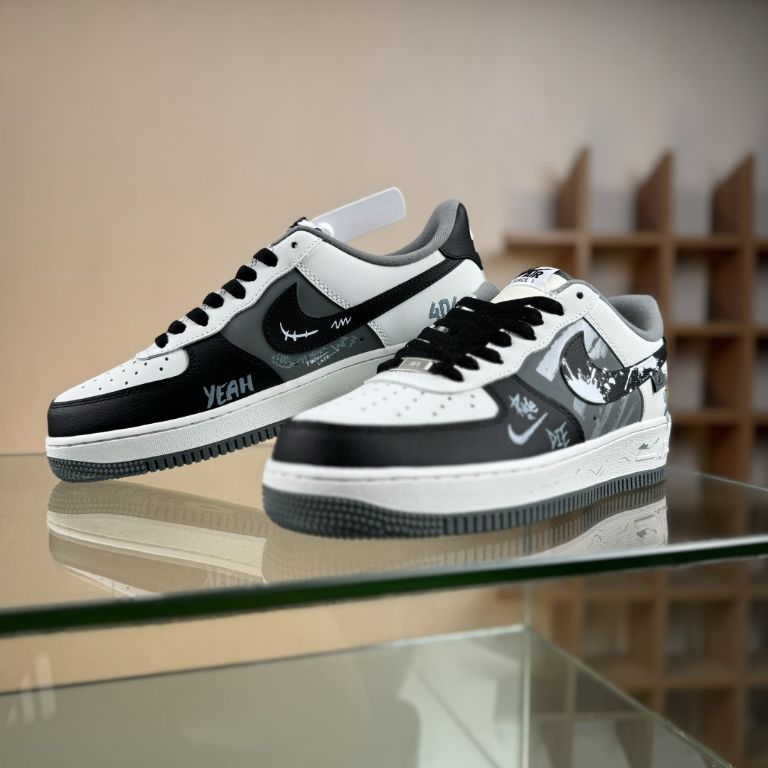 Nike Air Force 1'07 Low 太阳花 空军一号低帮休闲运动板鞋 DB3301-606