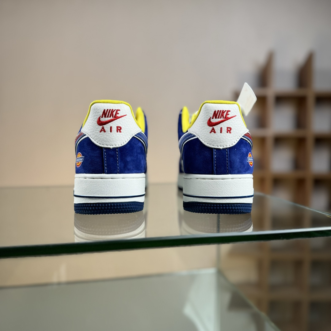 Nike Air Force 1'07 Low Dickies联名 白蓝猪八 空军一号低帮休闲板鞋 SY1388-006 Nike Air Force 1'07 Low Dickies联名 白蓝猪八 空军一号低帮休闲板鞋 SY1388-006